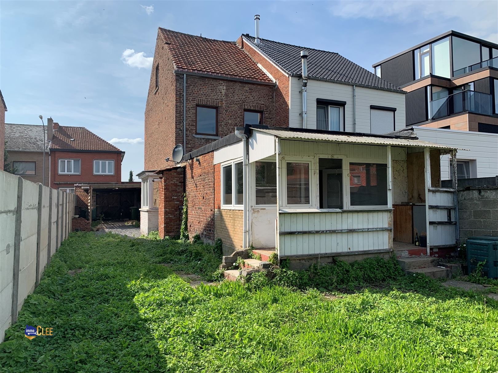 Te renoveren woning met stadstuin op toplocatie in Sint-Truiden foto 17