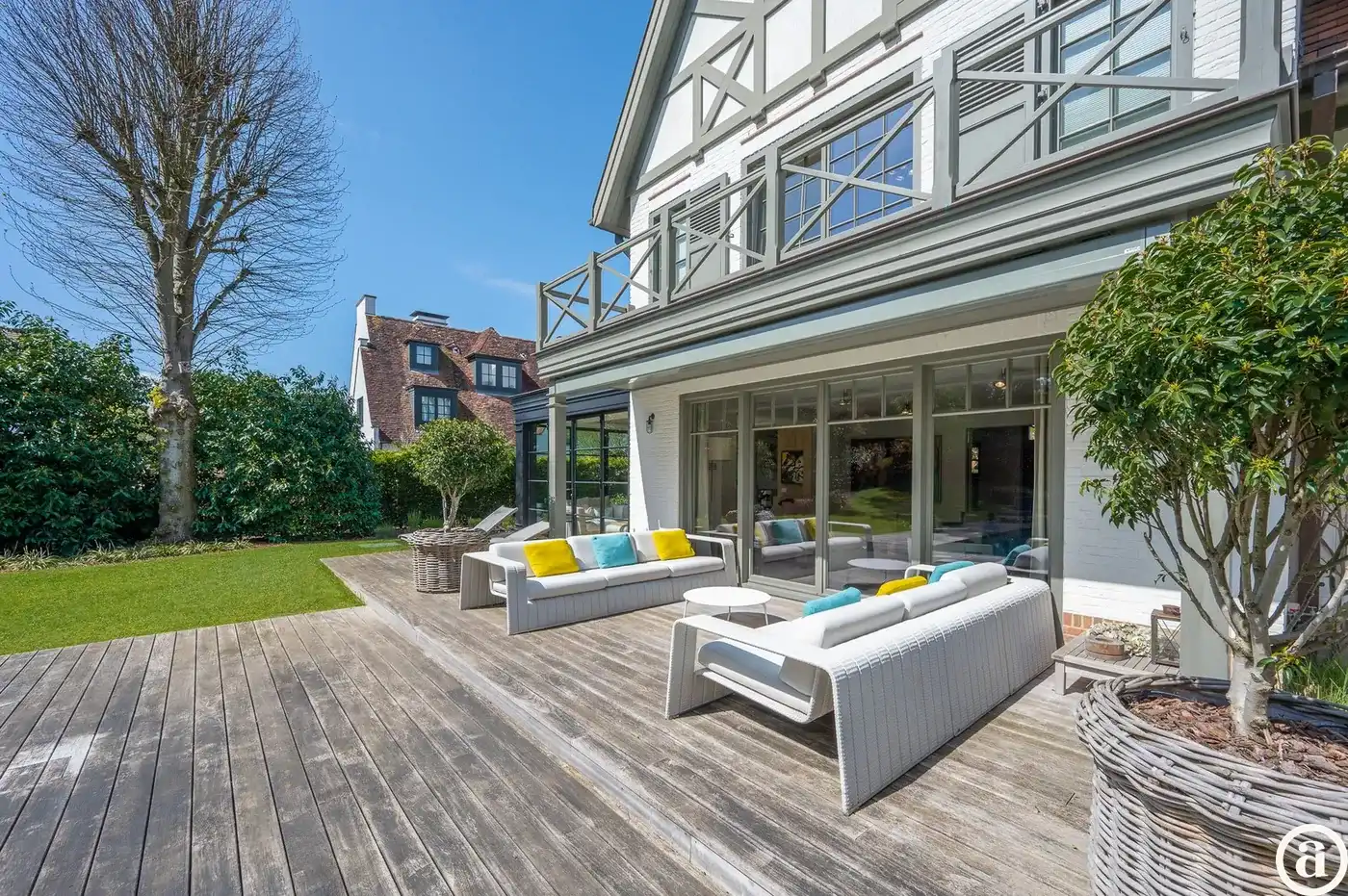 Prachtige villa met zwembad rustig gelegen in een paadje in hartje Zoute. foto 18