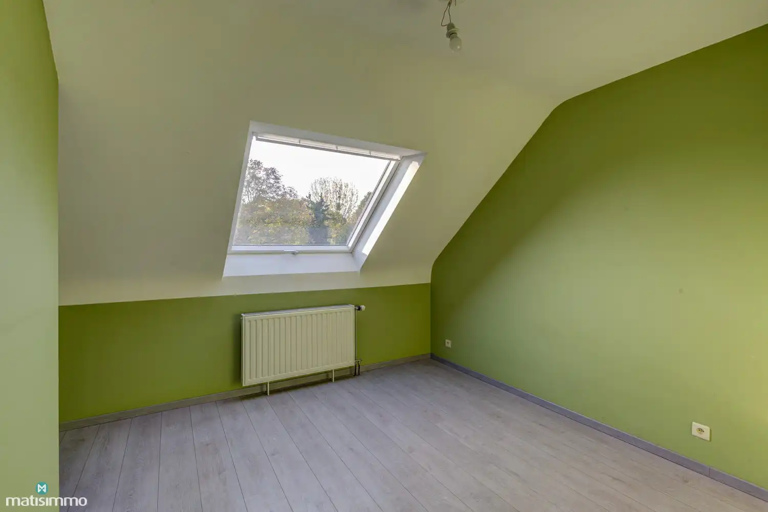 INSTAPKLAAR APPARTEMENT MET GARAGE AAN DE STADSRAND VAN TONGEREN foto 12