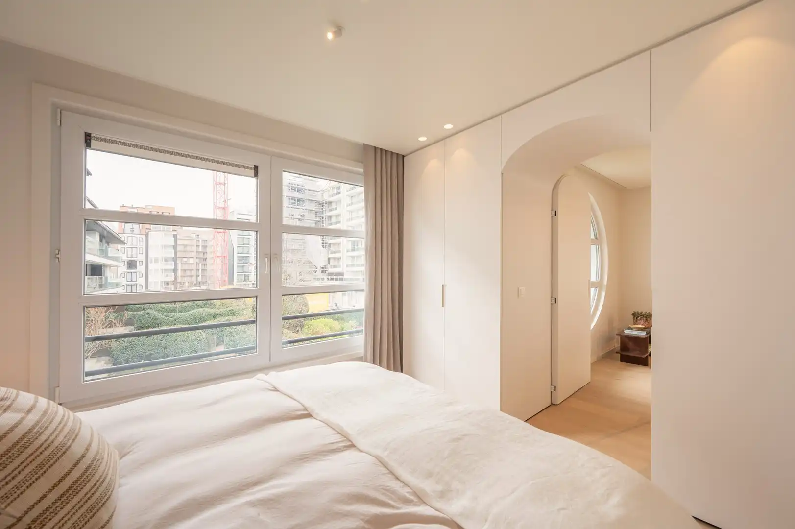 Appartement met zeezicht, gelegen in een villaresidentie in hartje Zoute. foto 16