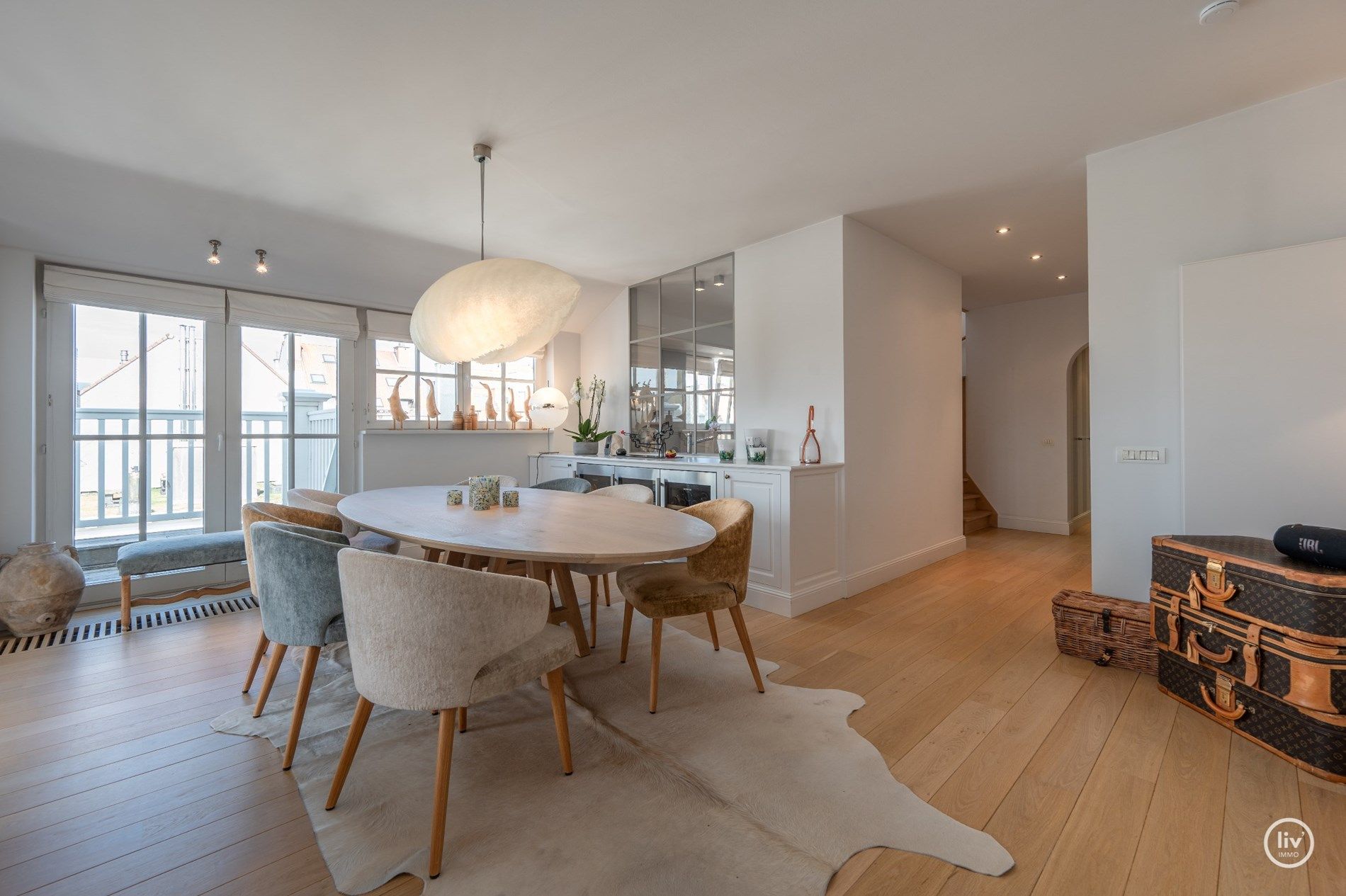 Ruim (160 m2) HOEKduplex met magnifieke open zichten op de Dumortierlaan te Knokke.  foto 9