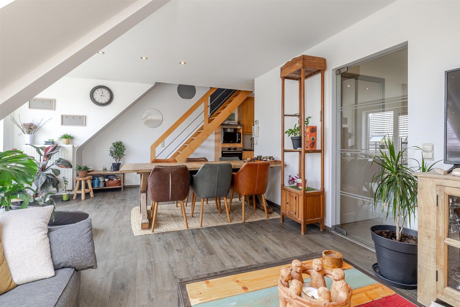 Topper! Instapklaar charmant duplex appartement op toplocatie! foto 6