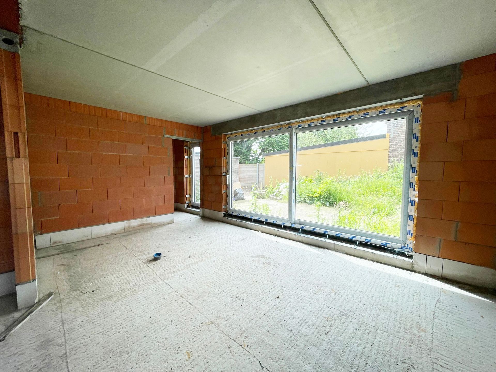 Nieuwbouwwoning met garage  foto 6