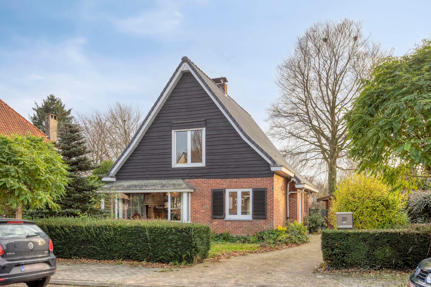 Te renoveren 4-gevelwoning op prachtig perceel foto 2