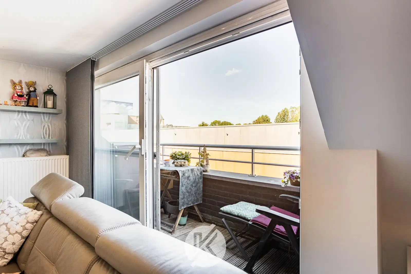 Moderne duplex met 2 slaapkamers en garage foto 8