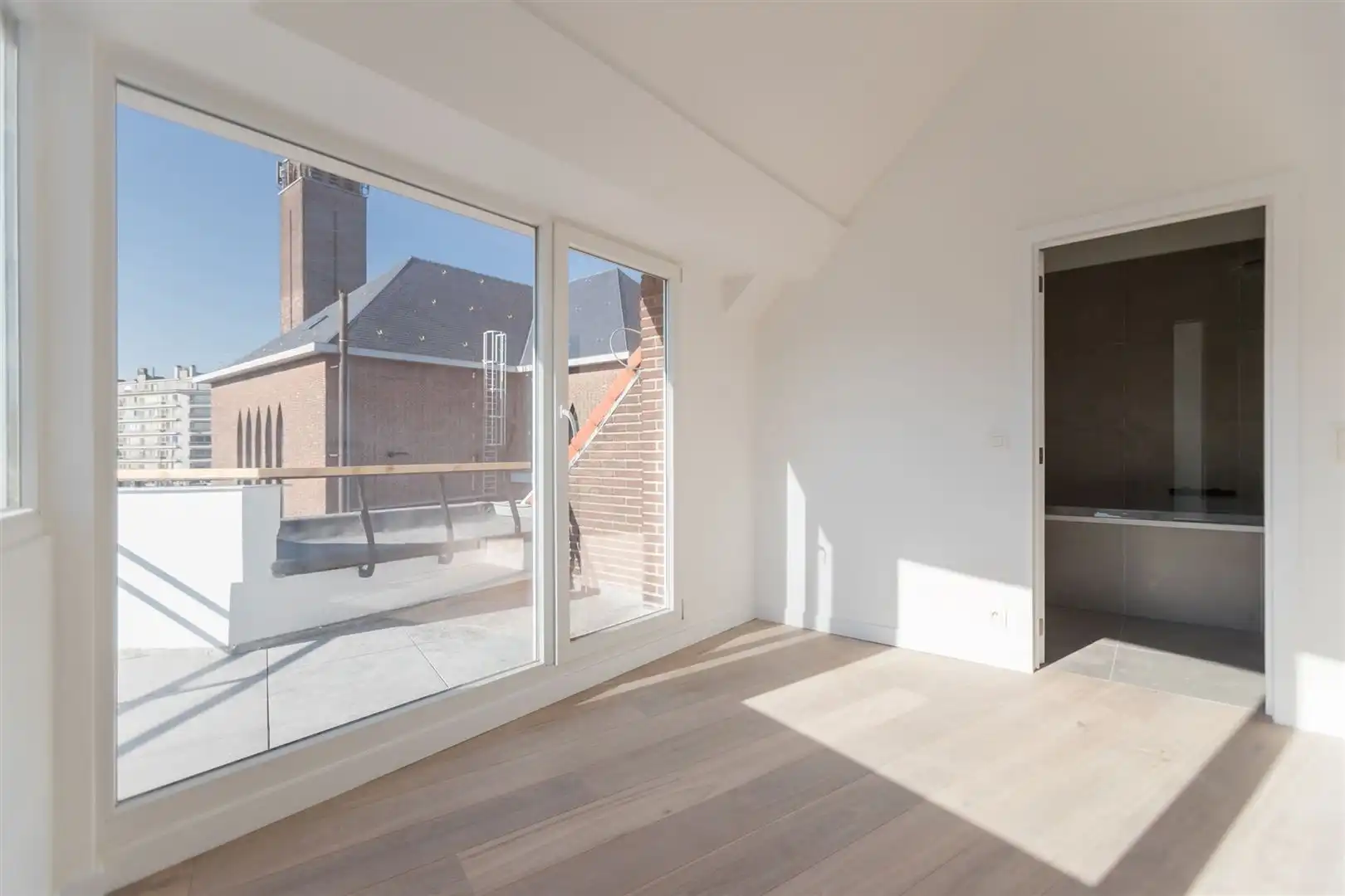 Instapklaar penthouse met ruim terras foto 11
