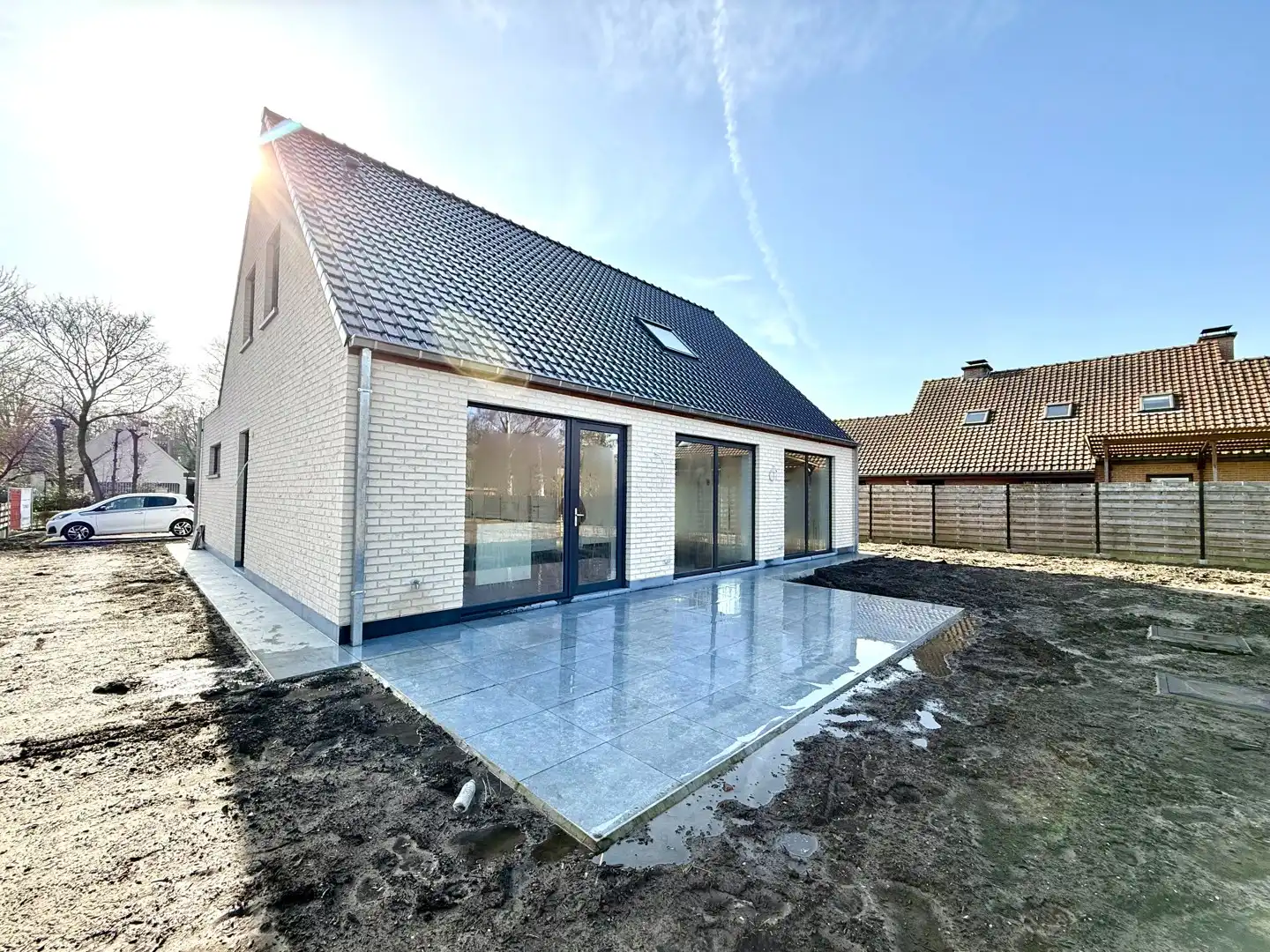 Volledig nieuwbouw, verrassend ruime en lichtrijke gezinswoning met 3 slaapkamers foto 5