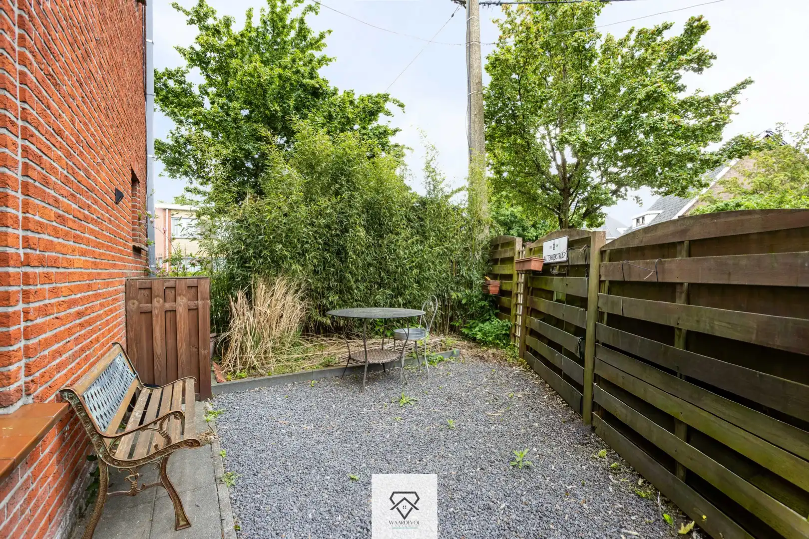 Gezellige woning met terras op rustige ligging in Oostakker foto 14