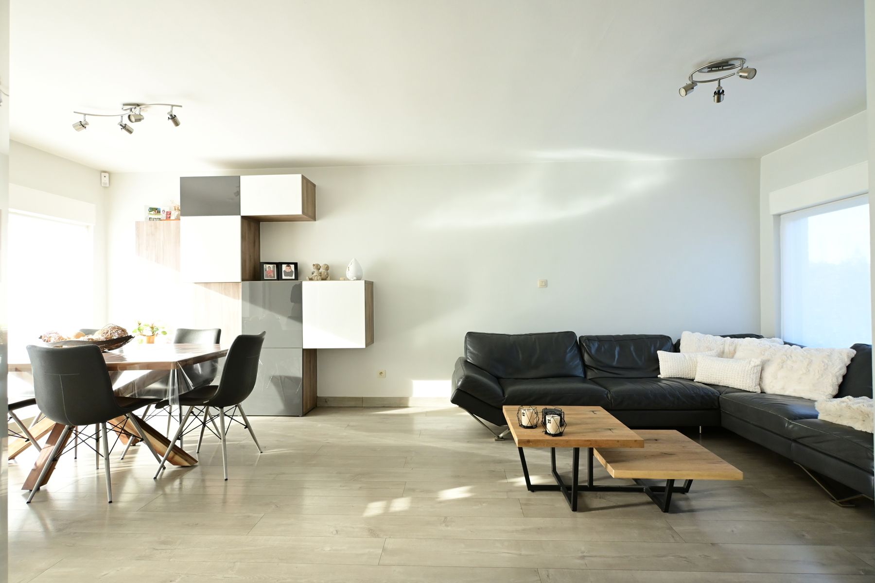 Leuke open bebouwing met bijhuis in Leffinge. foto 2