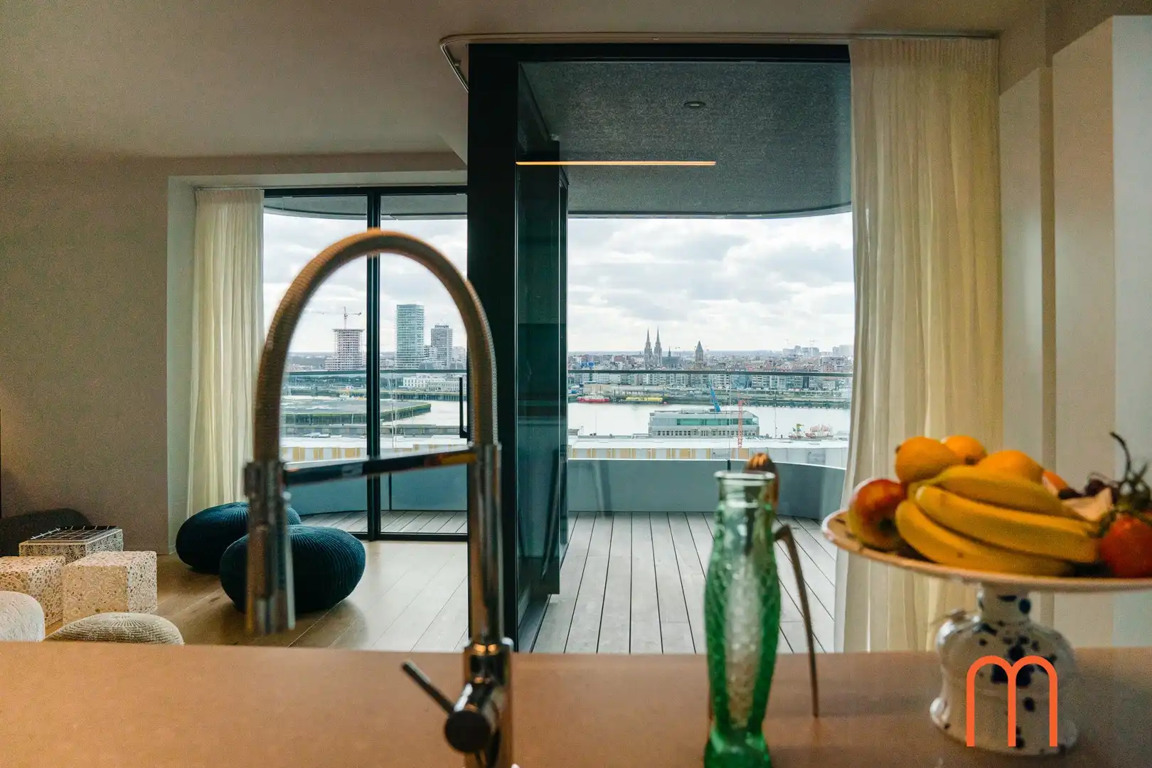 Luxe appartement met zee- en havenzicht in Ensor Tower – Oosteroever Oostende foto 7
