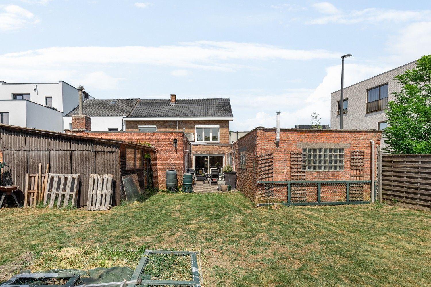 HOB met 3 a 6 slaapkamers en tuin te koop in Wommelgem! foto 17