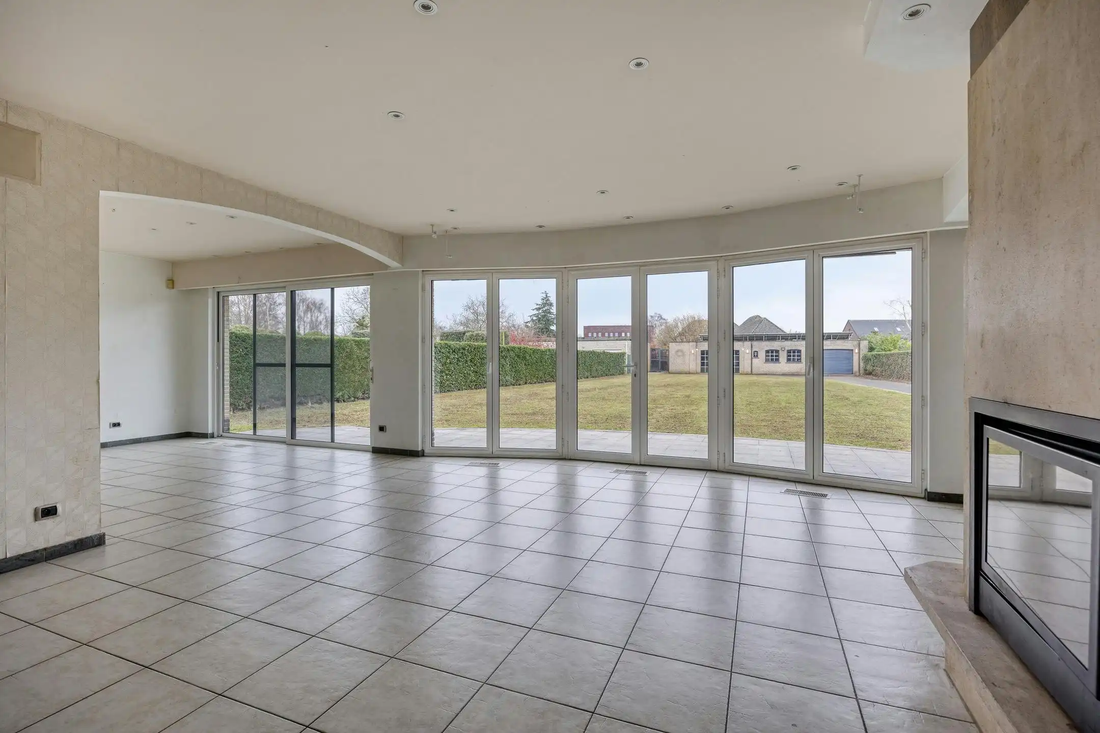 Prachtige villa te koop in centrum Zwijndrecht foto 5