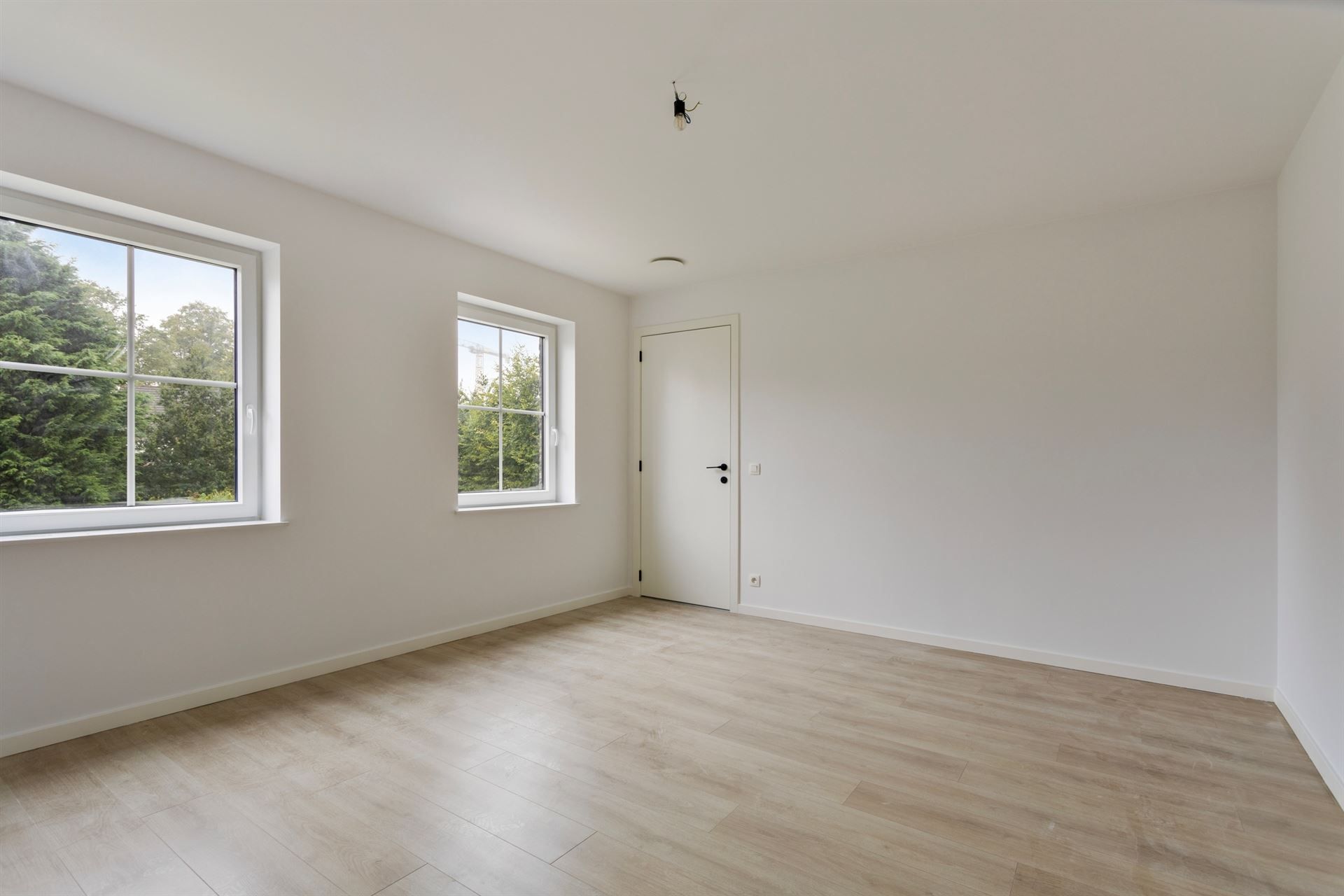 Nieuwbouw van 320 m² met 6 slpk - 2 badk  foto 11