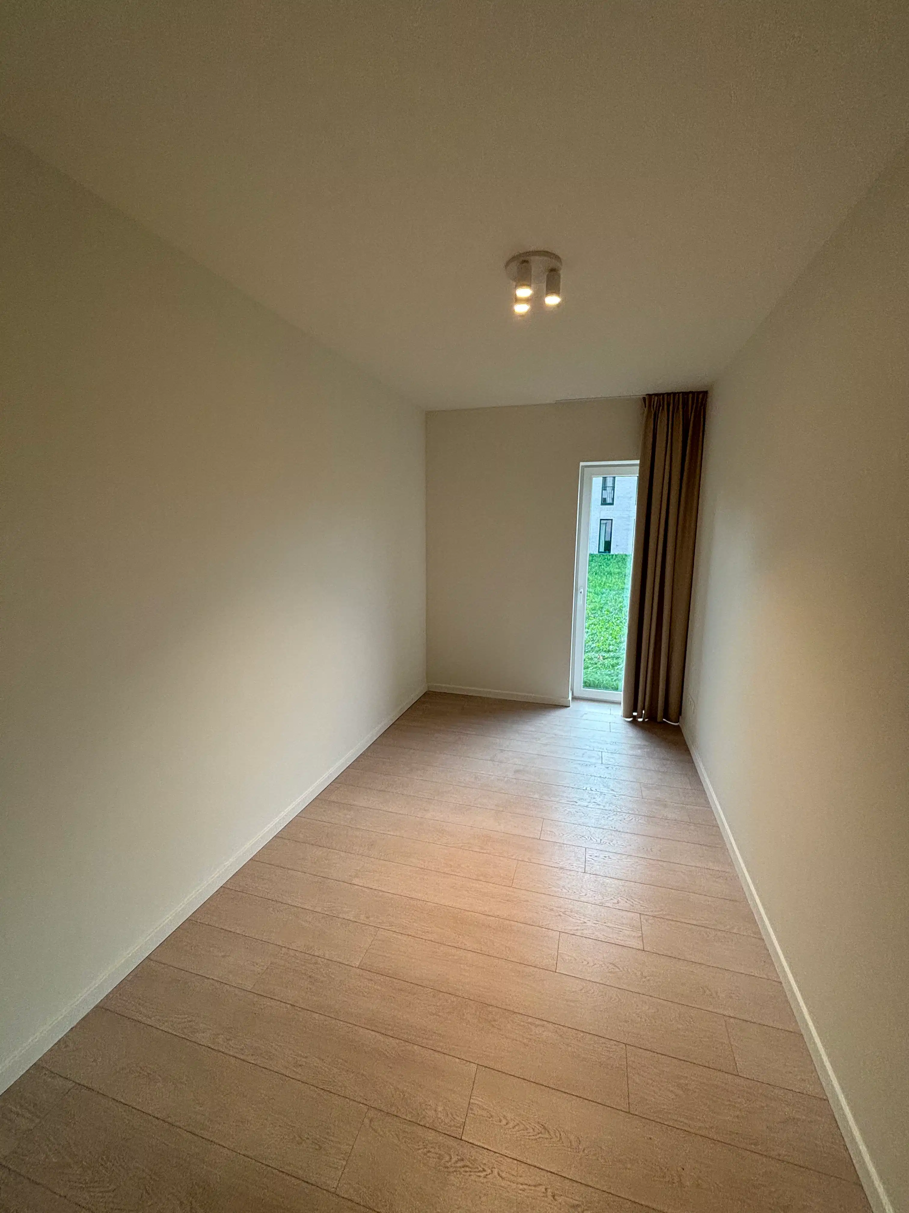 ✨ Exclusief nieuwbouw appartement,  gelijkvloers met zeer mooi terras . foto 8