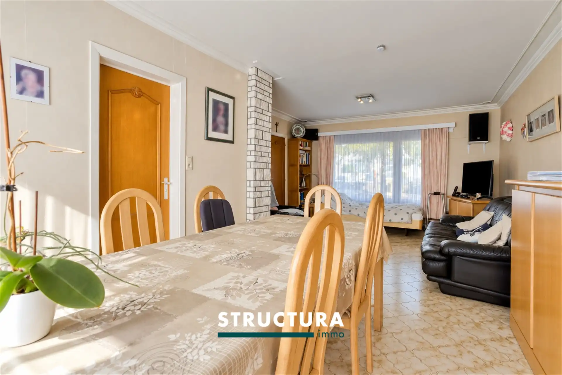 Lichtrijke woning met 3 slaapkamers, tuin en garage in Asse foto 5