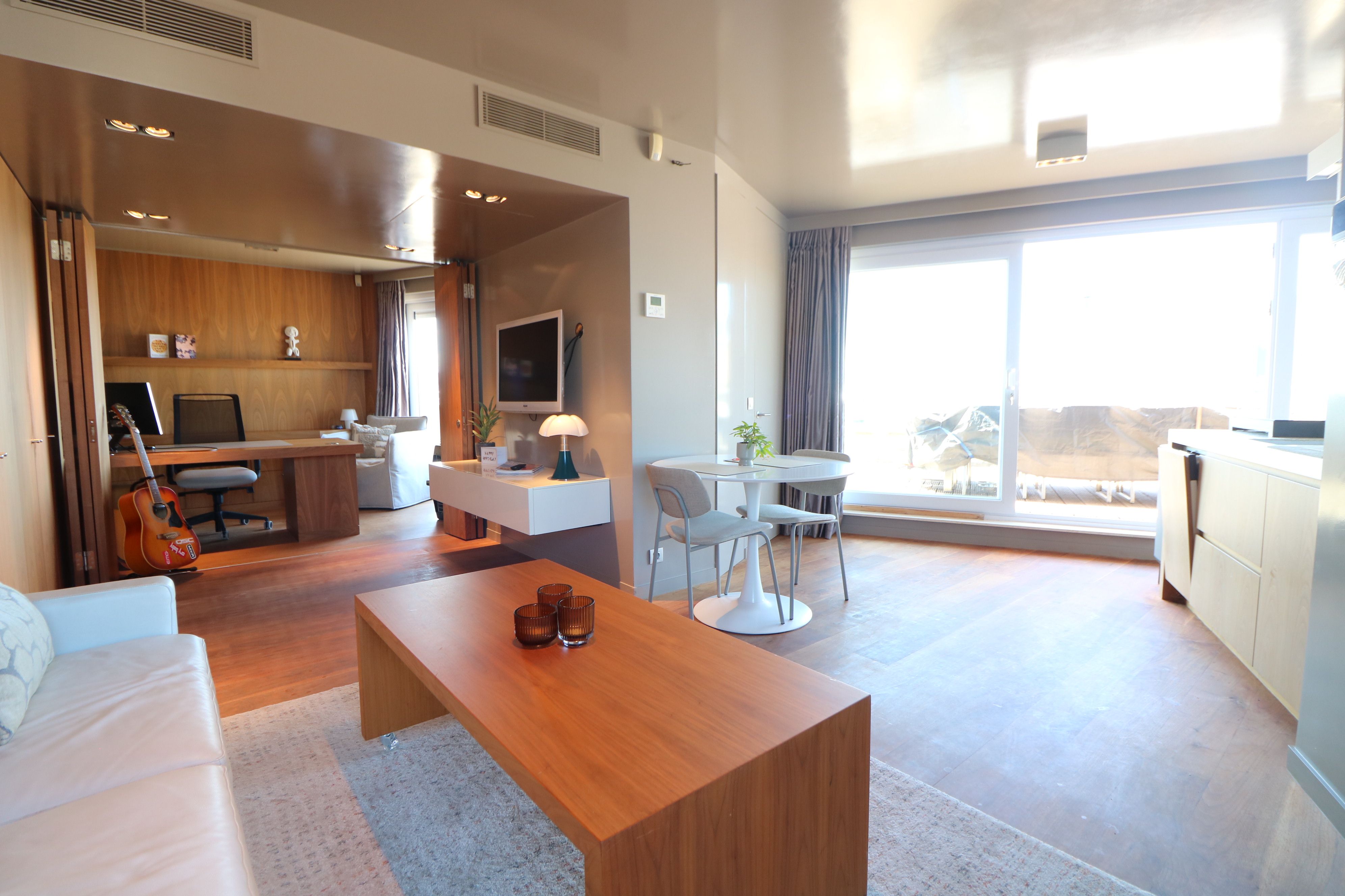 Luxueuze penthouse (1 slaapkamer) met prachtig terras (63 m²) foto {{pictureIndex}}