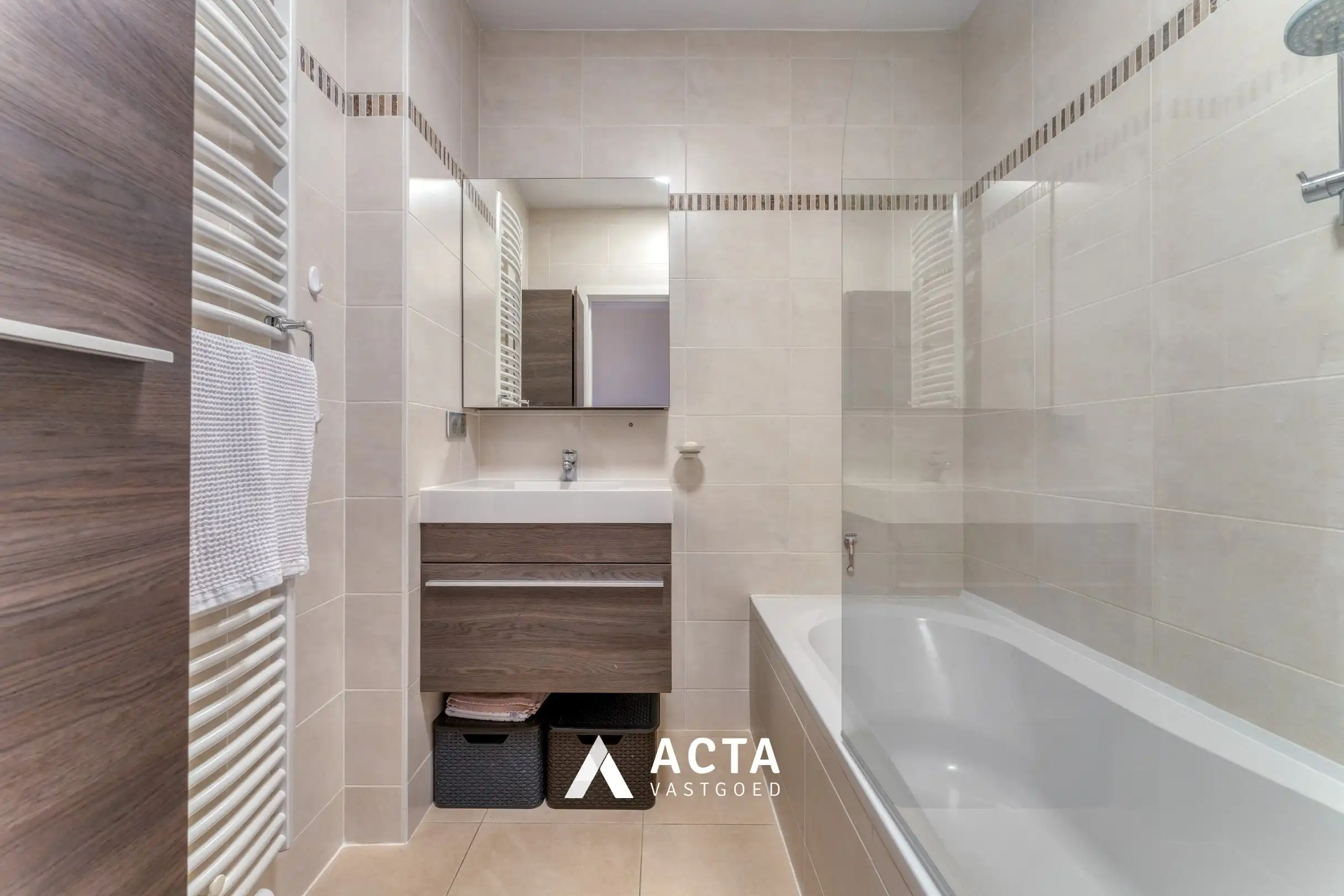 Instapklaar duplexappartement met twee slaapkamers en terras! foto 11