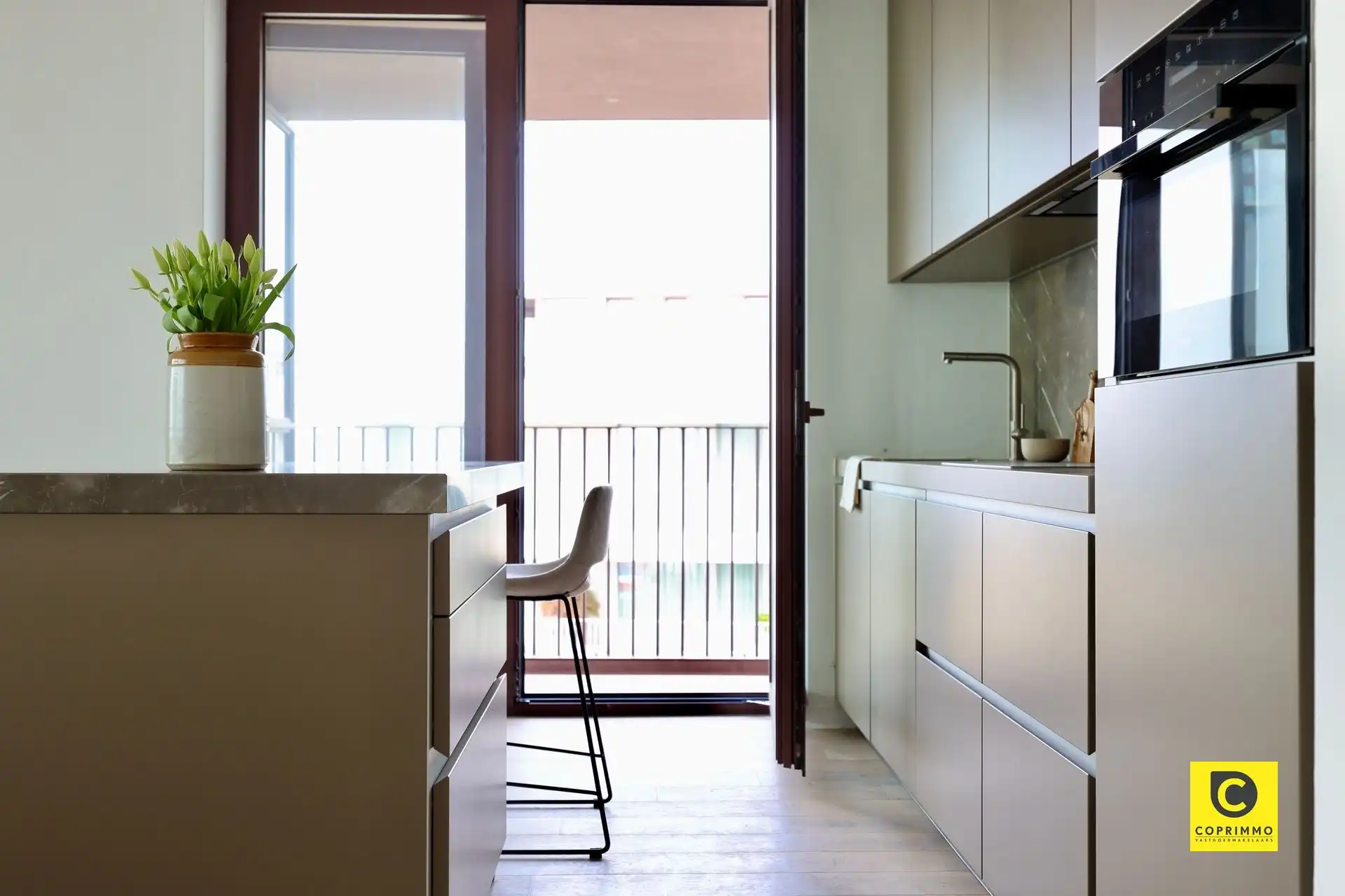 Nieuwbouw 1 slpk app met riante terrassen & Scheldezicht te Nieuw Zuid! foto 10