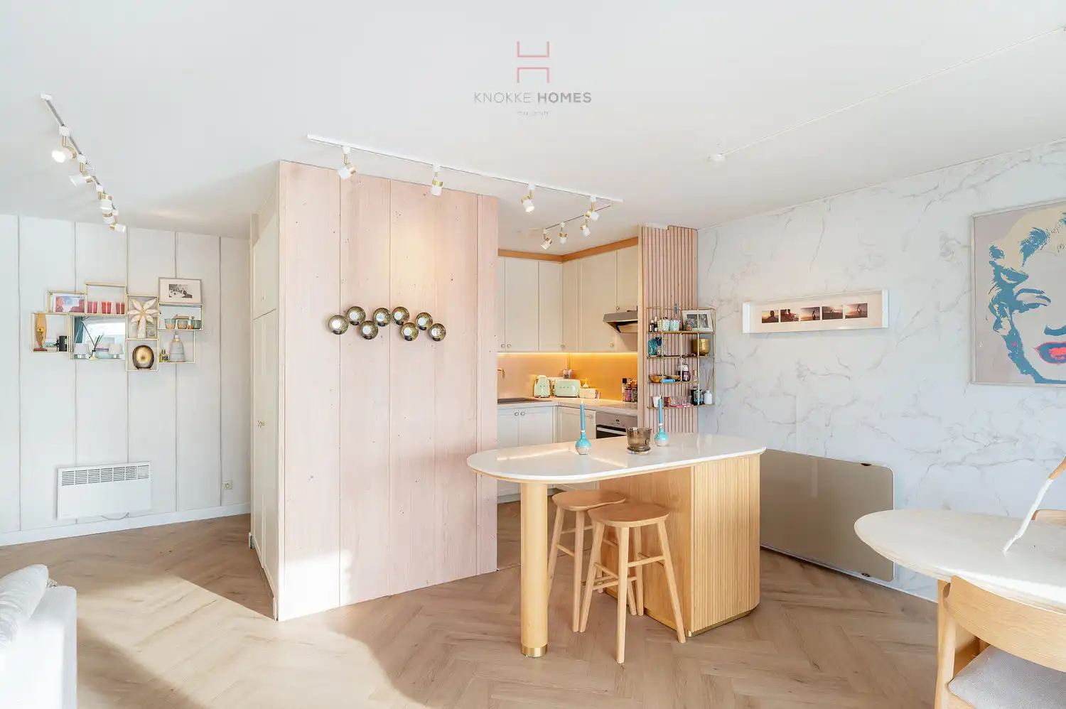 Instapklaar vernieuwd vakantie-appartement met Zuidgericht terras en open zicht in Duinbergen foto 19