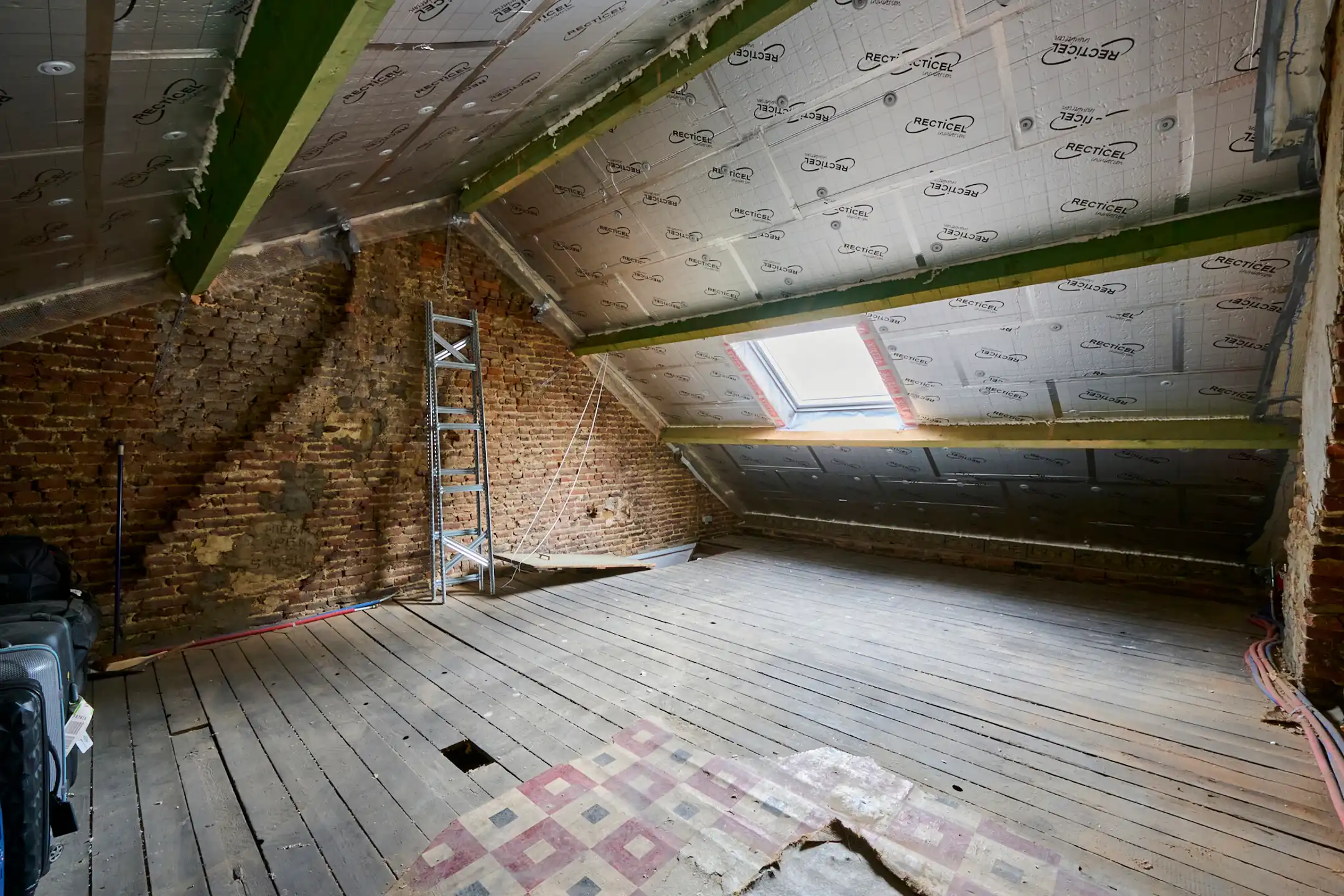 Gerenoveerde energiezuinige stadswoning + polyvalente ruimte foto 15