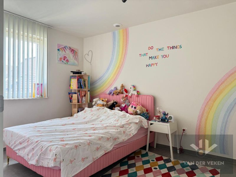 ZEER RECENTE, BIJNA ENERGIENEUTRALE WONING IN GODSHEIDE foto 9