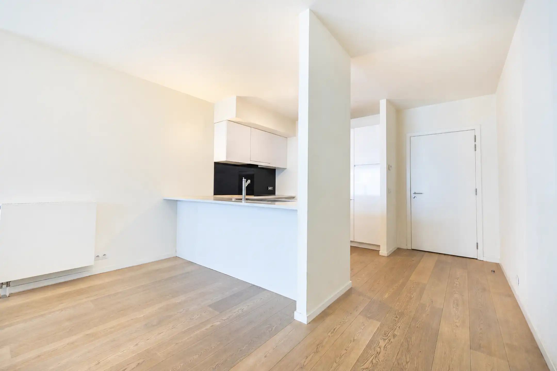 Up-Site Tower, licht appartement met 3 slaapkamers foto 4