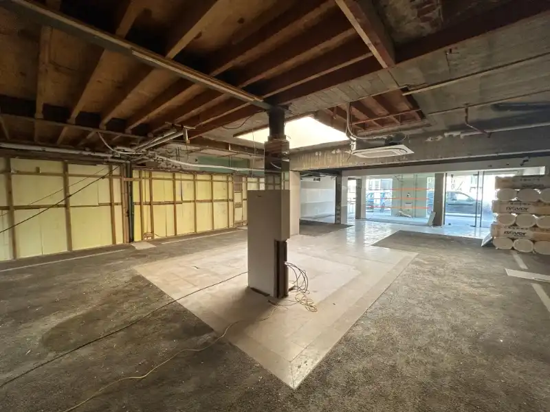 Casco handelsruimte van 398 m² op toplocatie in Merelbeke foto 13