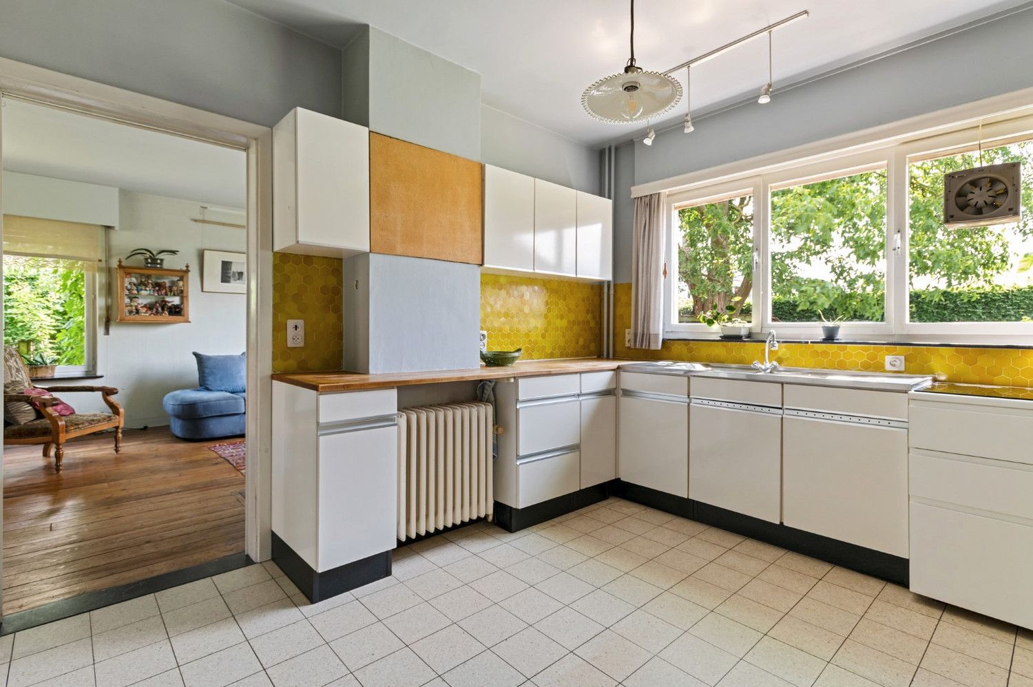 KARAKTERVOLLE WONING MET TOFFE TUIN EN GARAGE! foto 9