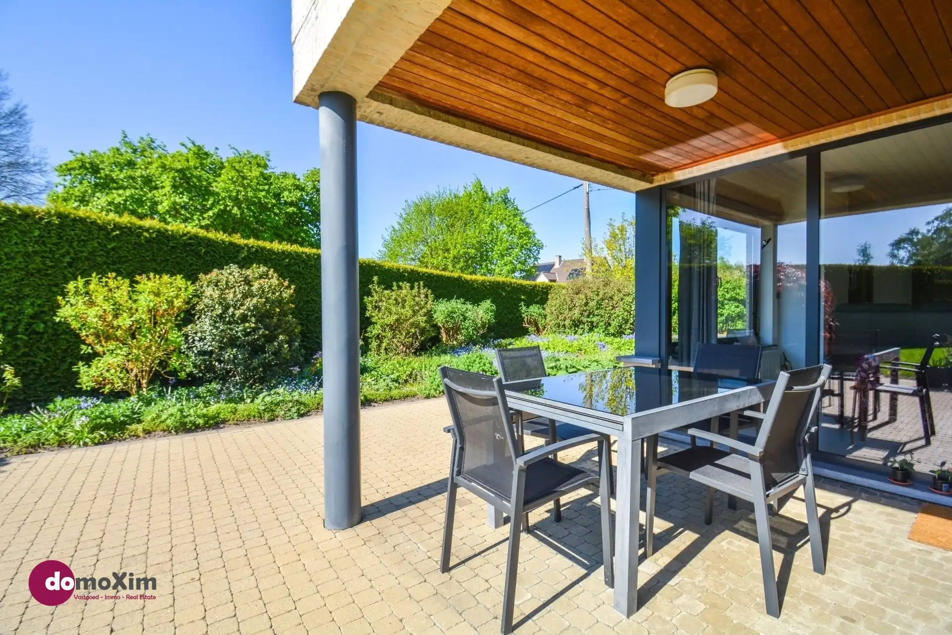 Mooie instapklare woning met 4 slaapkamers in Hever foto 26