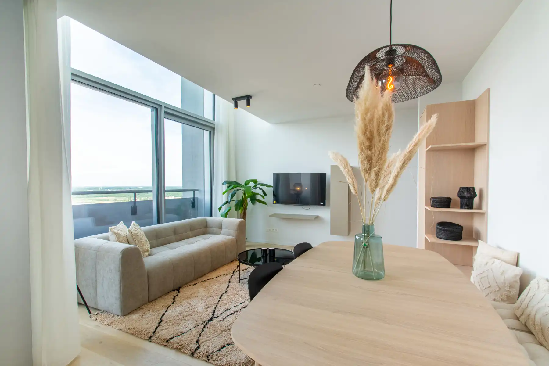 Prachtige penthouse op 23ste verdieping - prachtig uitzicht foto 2