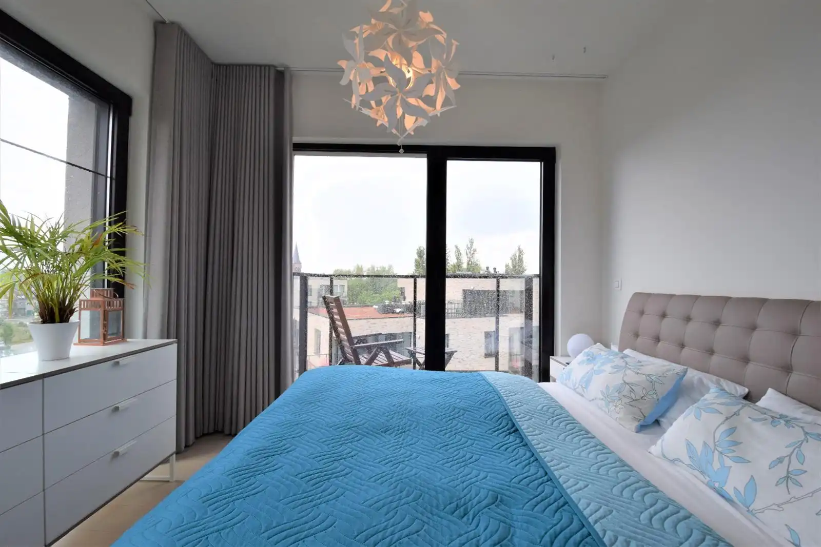 Twee slaapkamer appartement met zicht op water foto 6