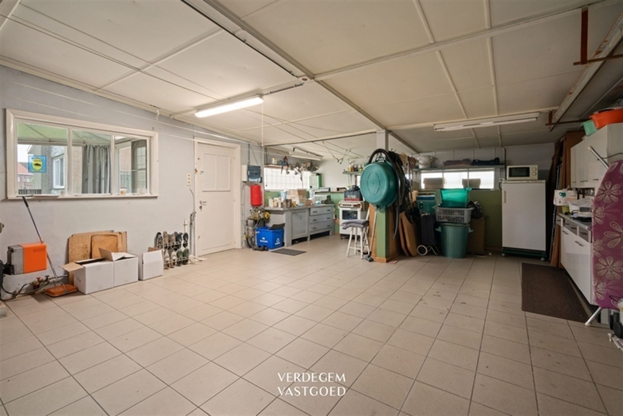 Vrijstaande woning met 3 slaapkamers, grote garage en weidse zichten foto 13