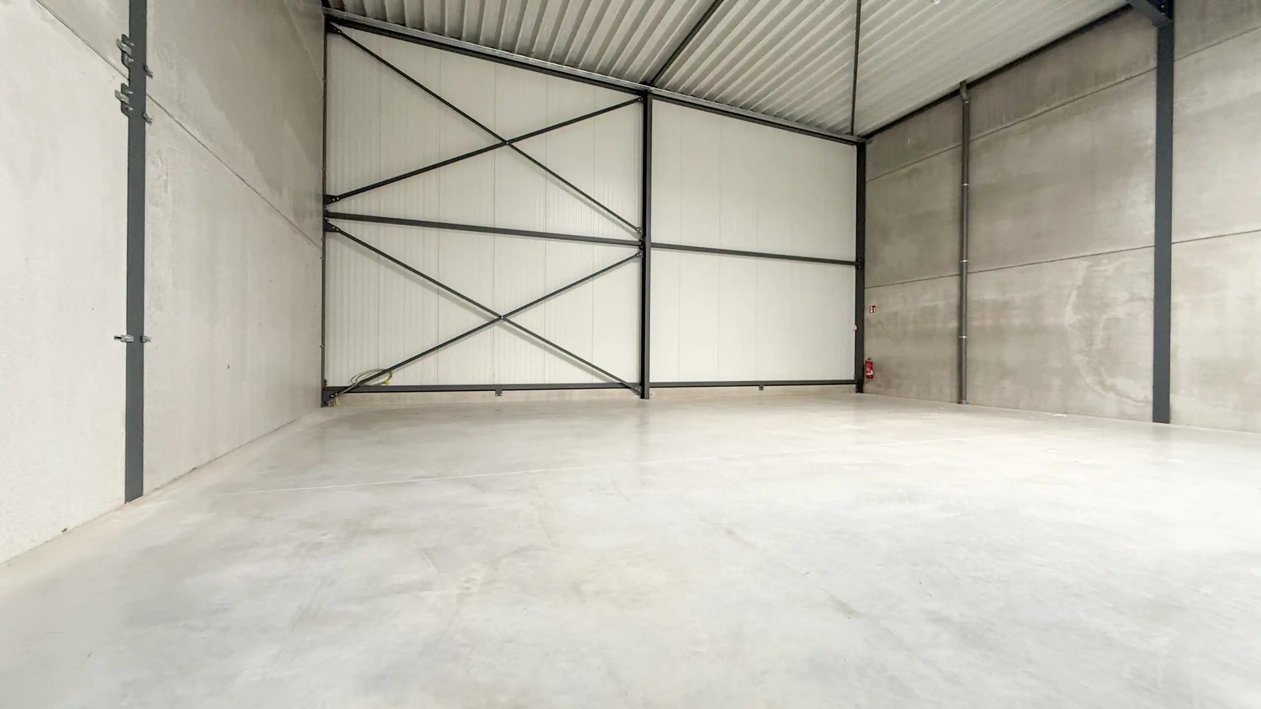 Nieuwbouw KMO-unit van 216 m² op topligging in Beringen! foto 5