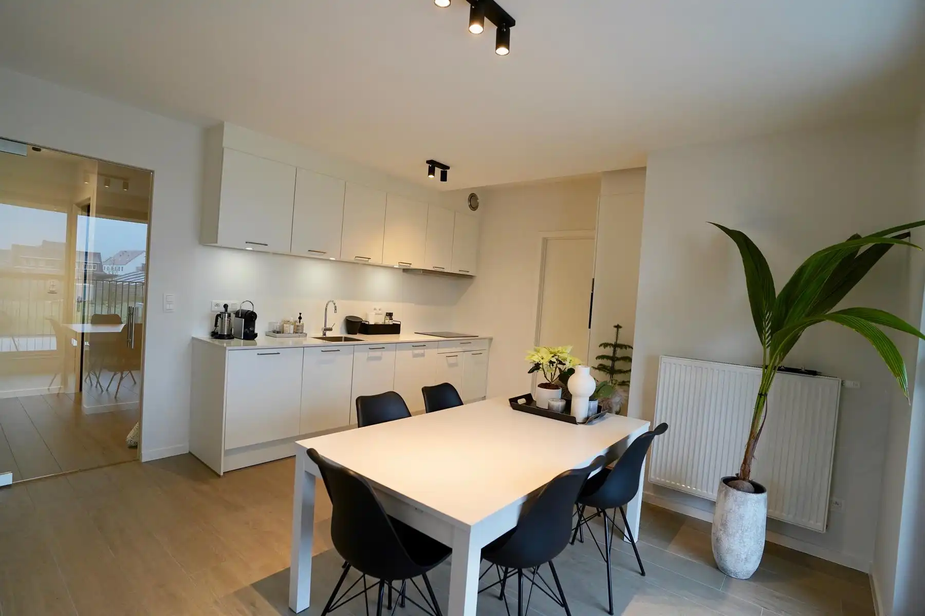 Appartement te huur foto {{pictureIndex}}