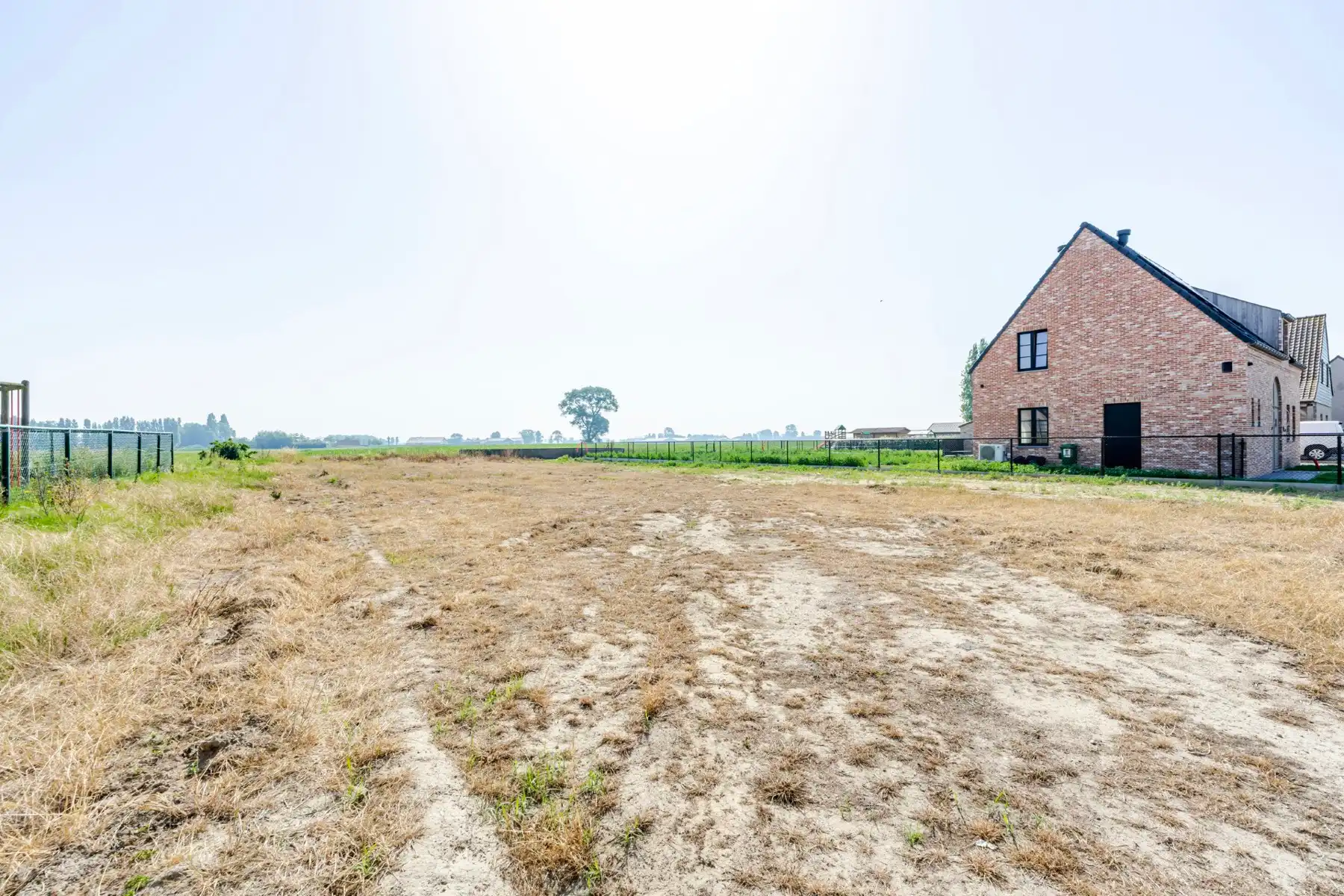 Ruime bouwgrond in Alveringem met groen vergezicht foto 5