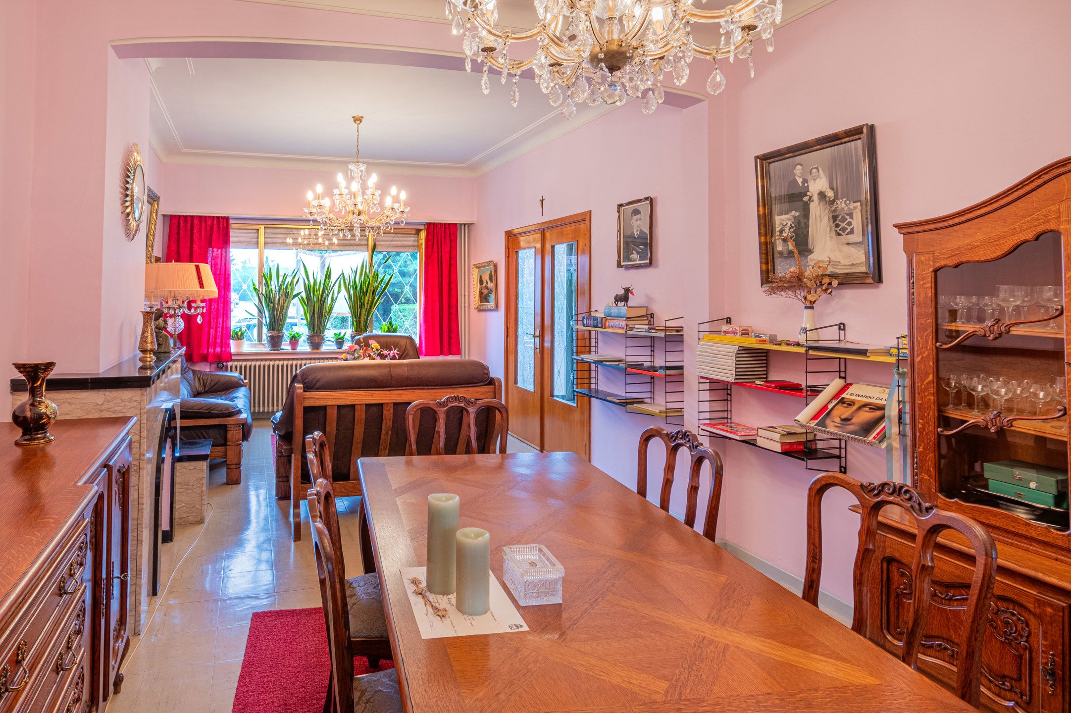 Ruime op te frissen woning met garage en tuin  foto 2