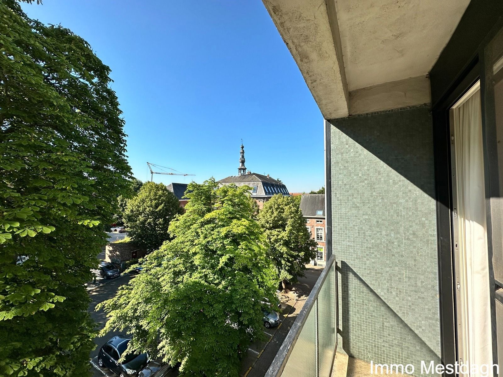 Appartement aan de Veemarkt met garage en terrasje foto 2