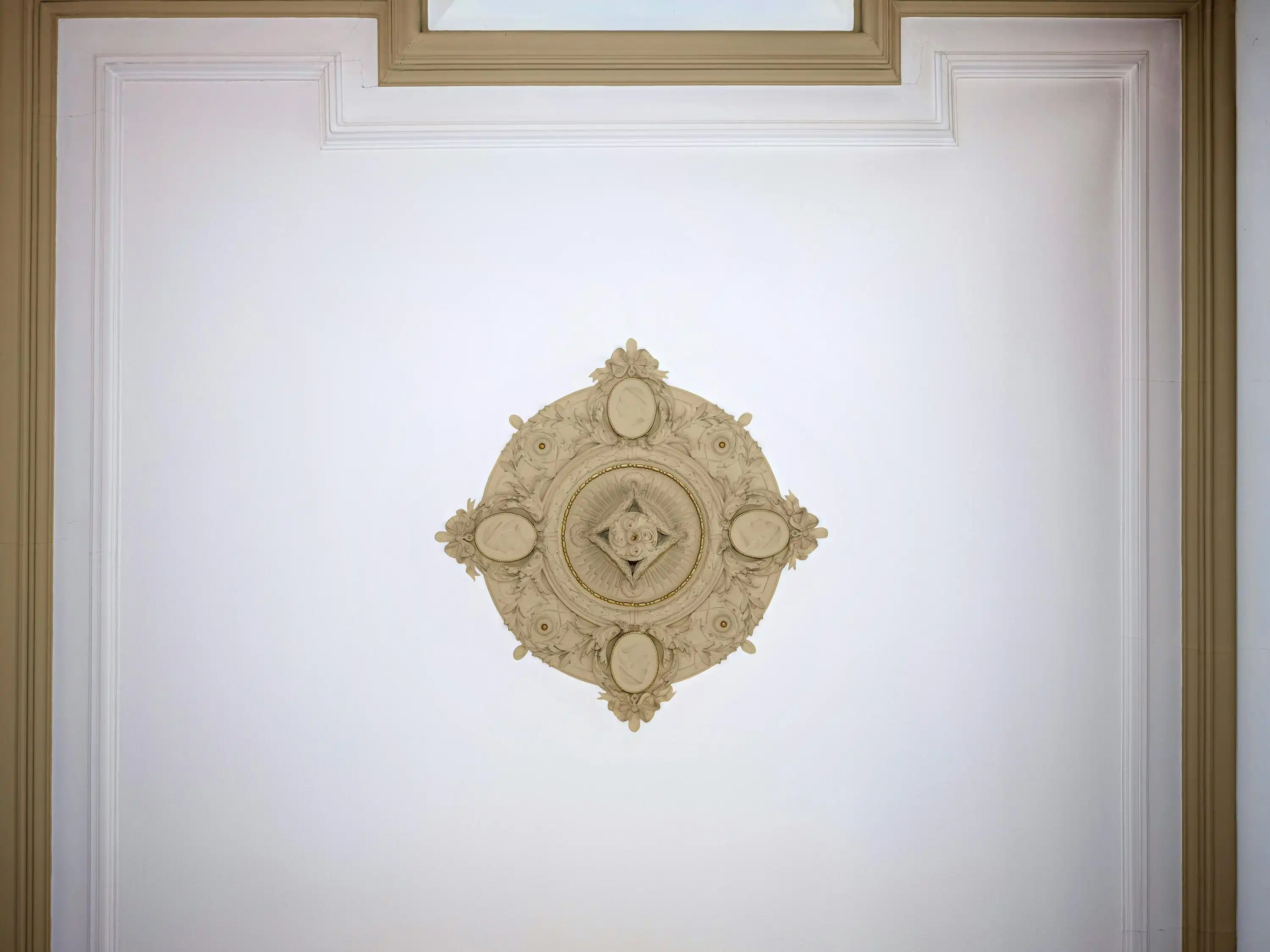 Herenwoning voormalige notariswoning te koop in Eeklo foto 11