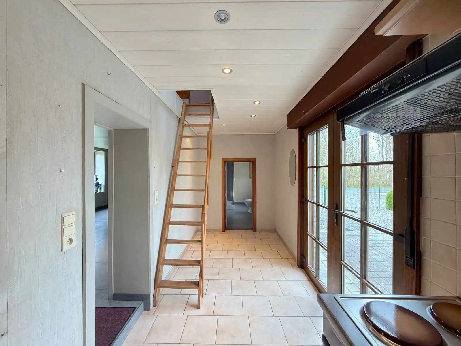 Gezellige woning met 2 slaapkamers en tuin foto 6