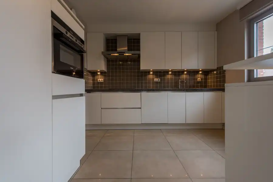 Instapklaar appartement van 107 m² in centrum Diepenbeek. foto 8
