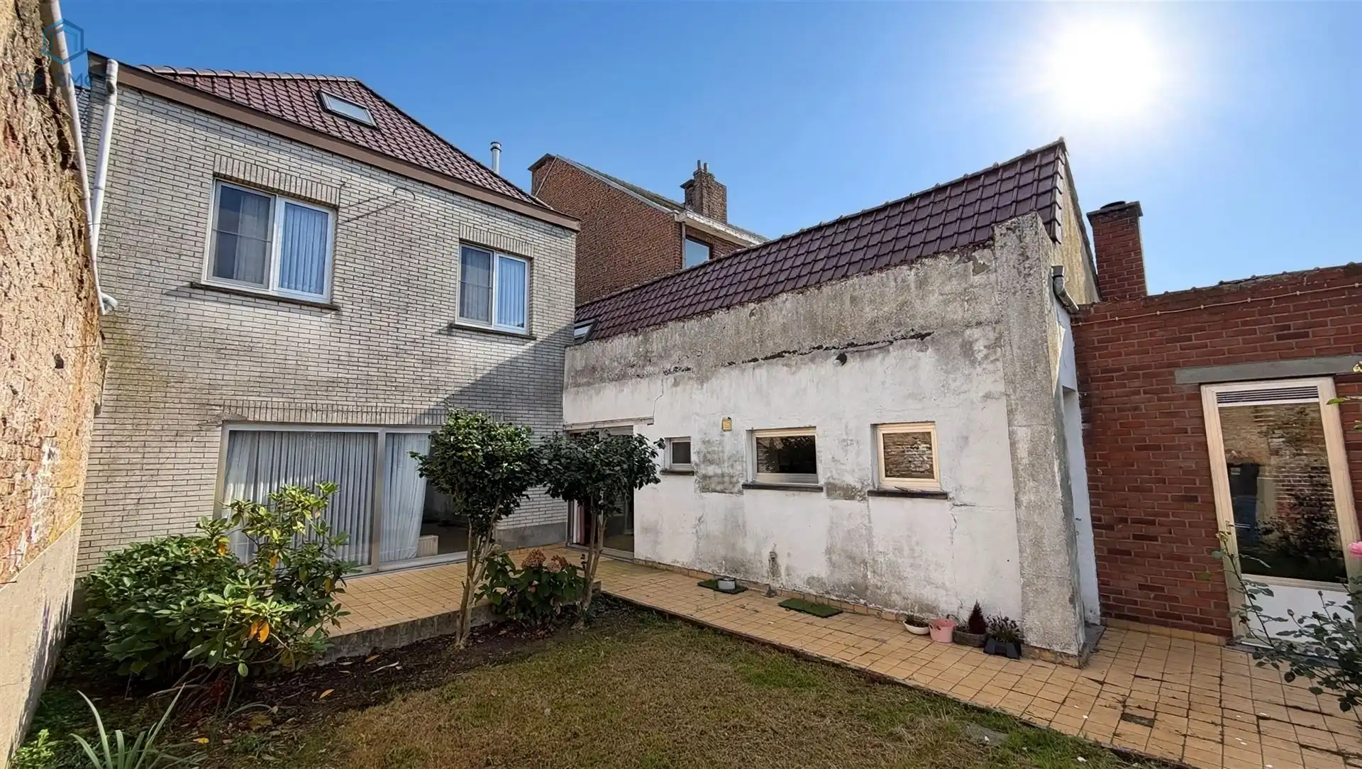Te renoveren woning/projectgrond met 4 slp, garage en atelier. foto 22