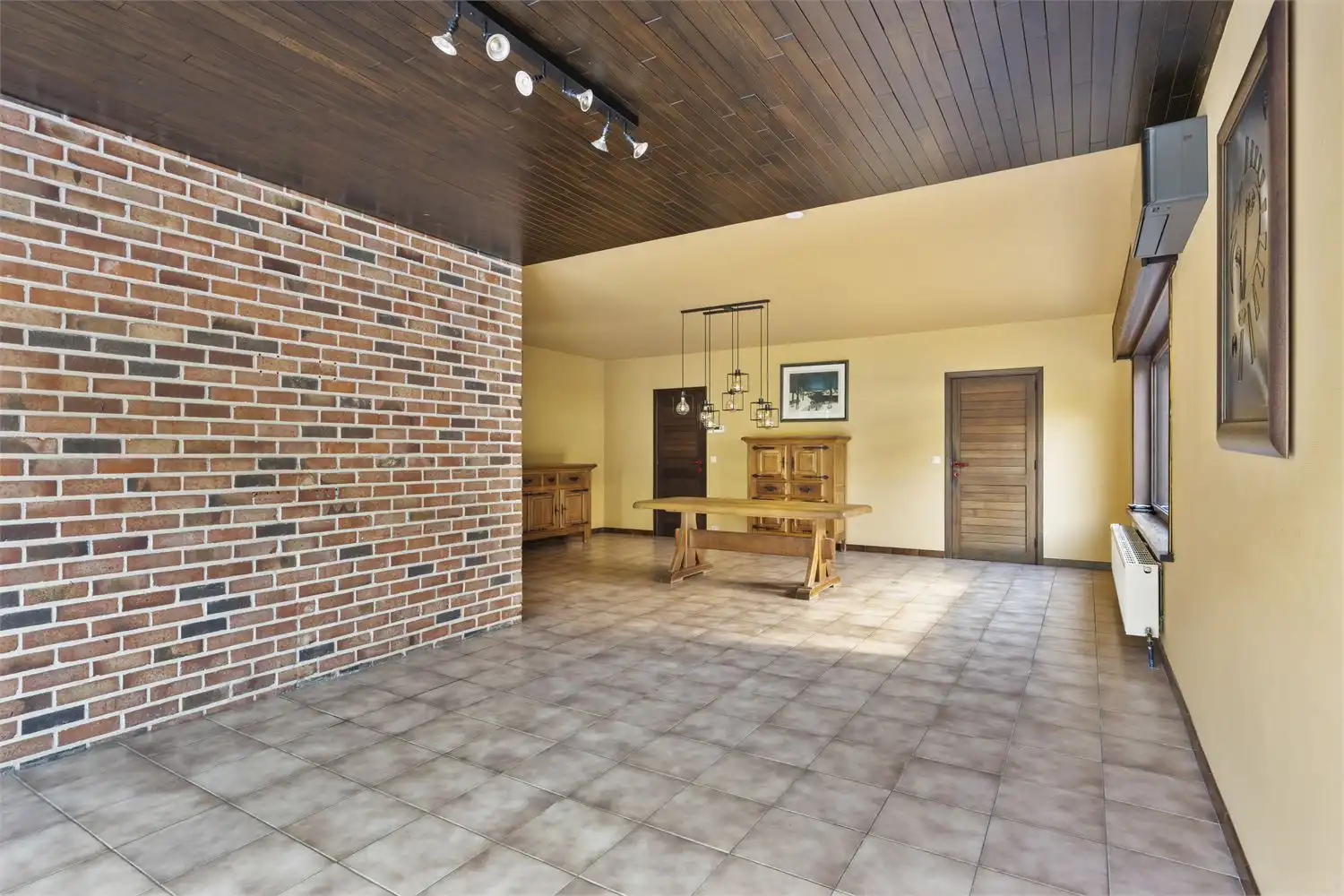 Zorgeloos wonen in een vernieuwde woning op een rustige ligging foto 13