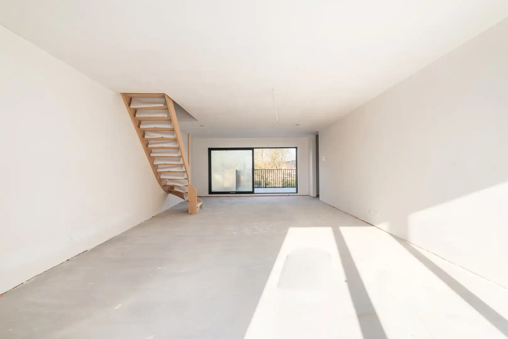 Karaktervolle "BEN" luxe duplex-appartement gelegen in het hart van Lokeren   foto 8