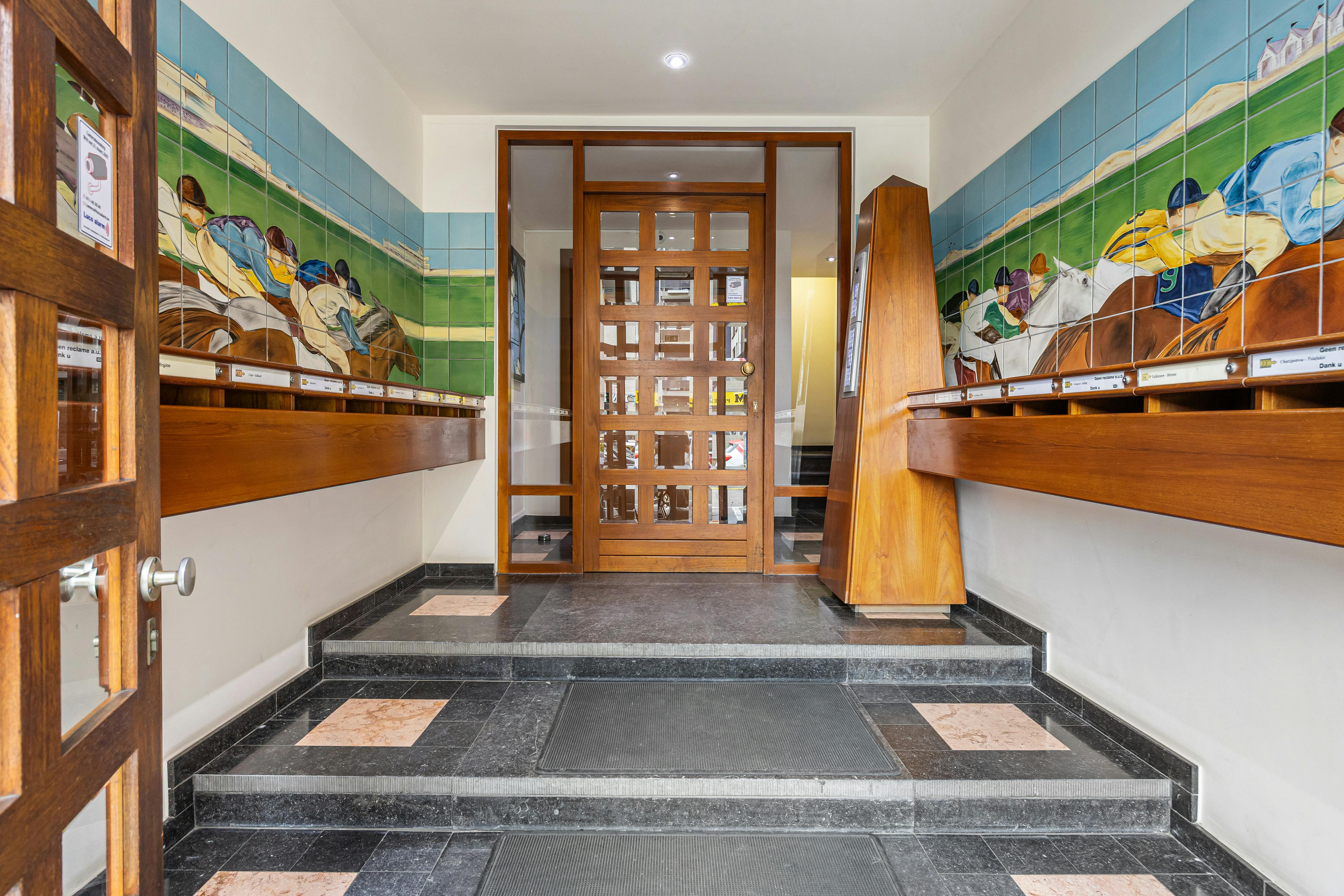 Penthouse in hartje Genk foto 15