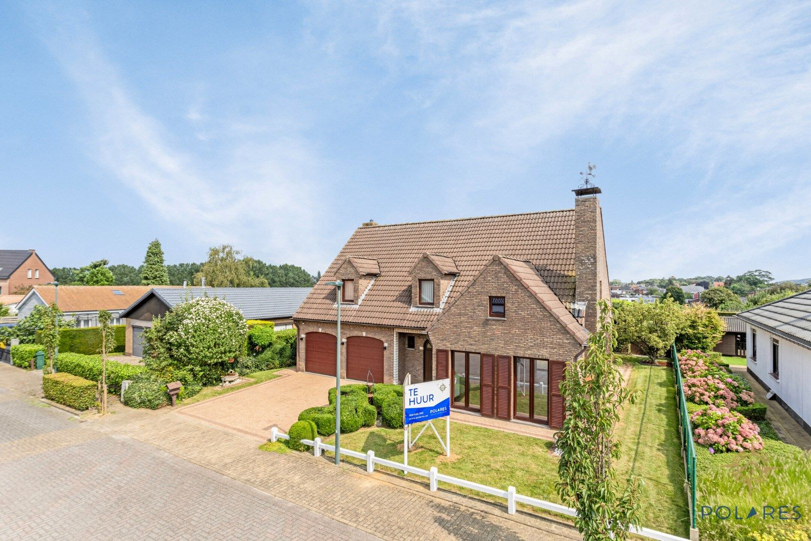 Vrijstaande villa met 4 slaapkamers foto 2