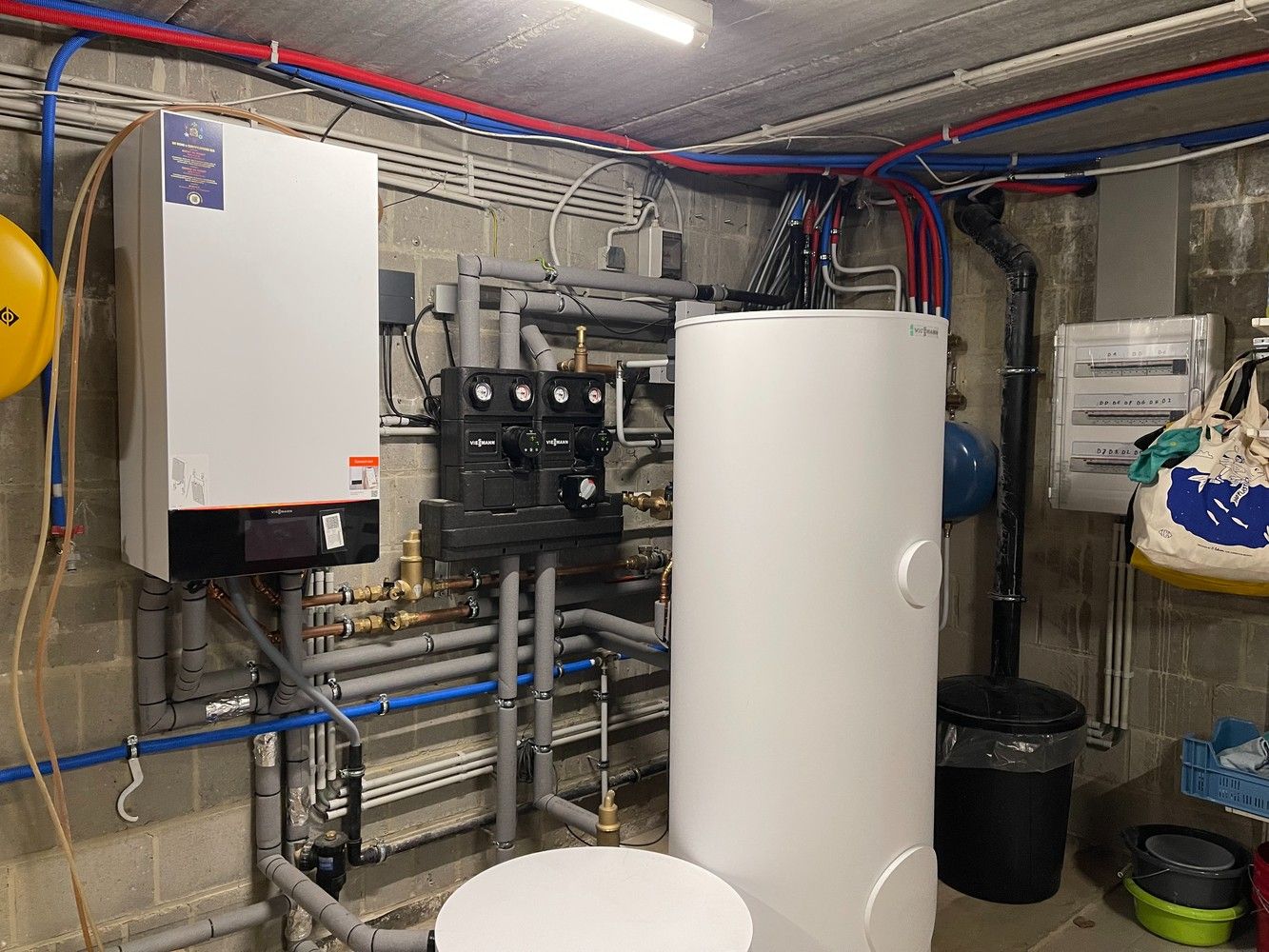 Modern ingerichte villa met prachtig uitzicht! foto 31