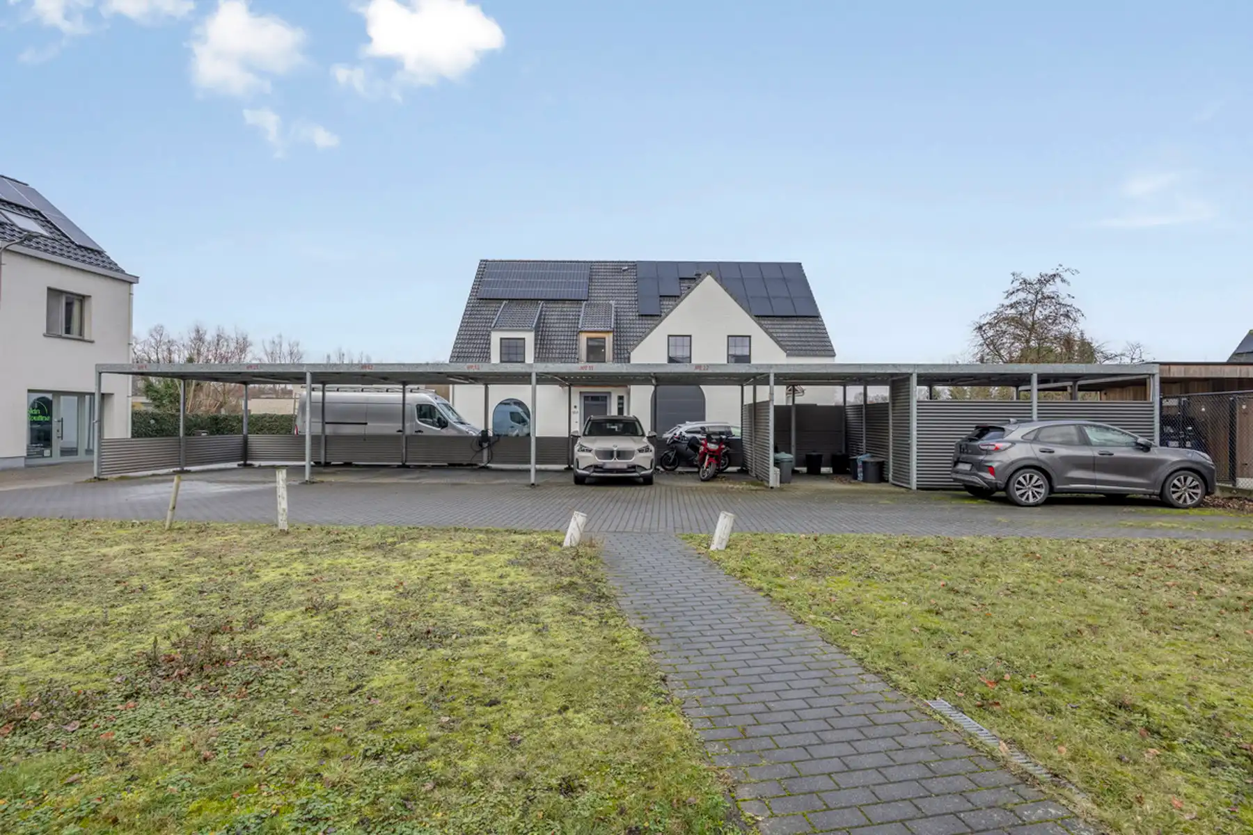 Energiezuinig appartement + autostaanplaats + kelder-berging foto 25