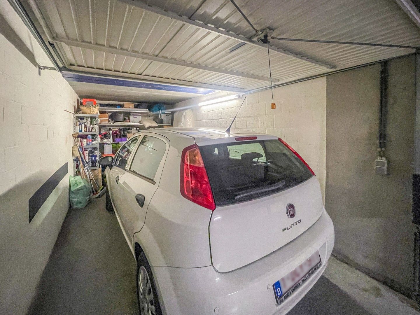 GERIEFELIJK APPARTEMENT MET GARAGEBOX & KELDER ! foto 17