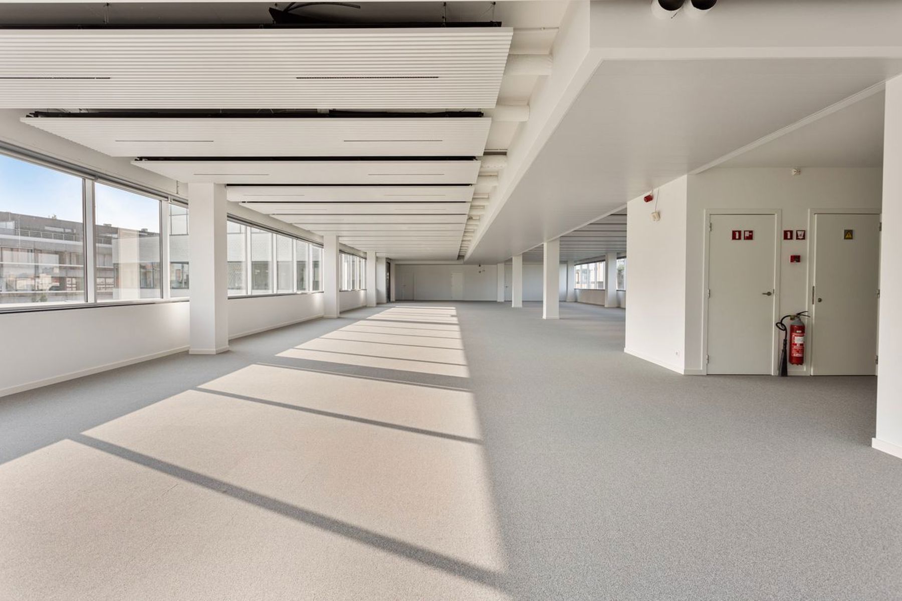 The Compass – Flexibele en duurzame kantoren foto 14