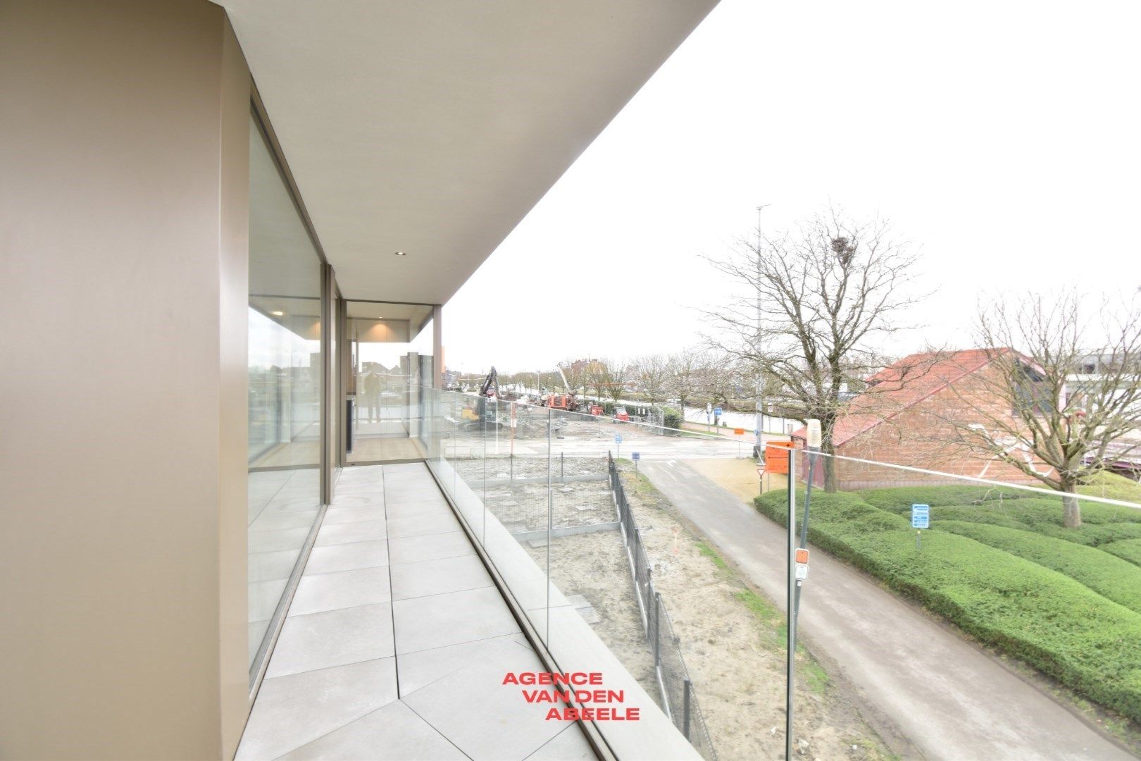 Lichtrijk nieuwbouwappartement met 2 slaapkamers en terras foto 8